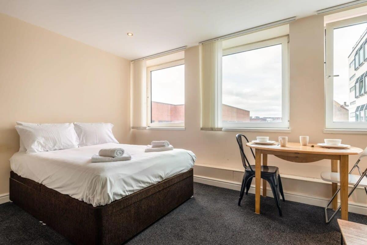 Modern & Bright Budget Studio In Central Doncaster Lägenhet Exteriör bild