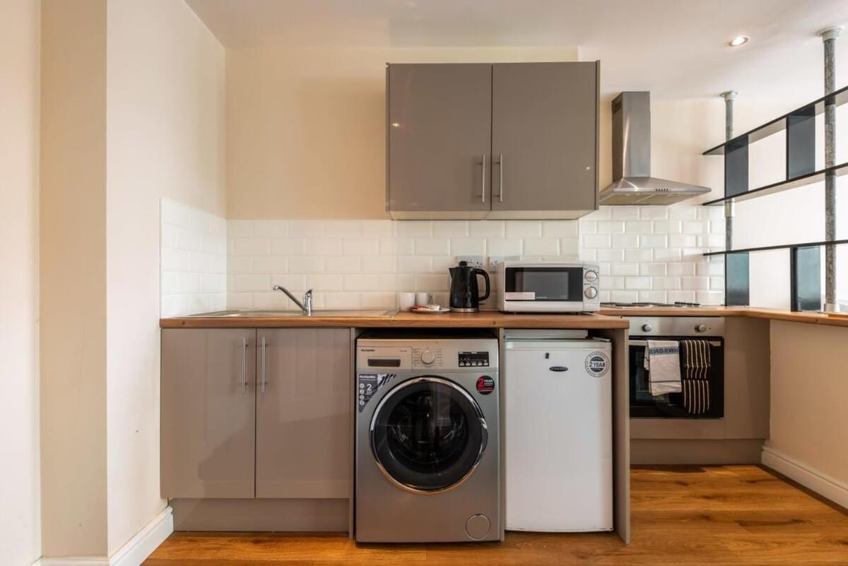 Modern & Bright Budget Studio In Central Doncaster Lägenhet Exteriör bild