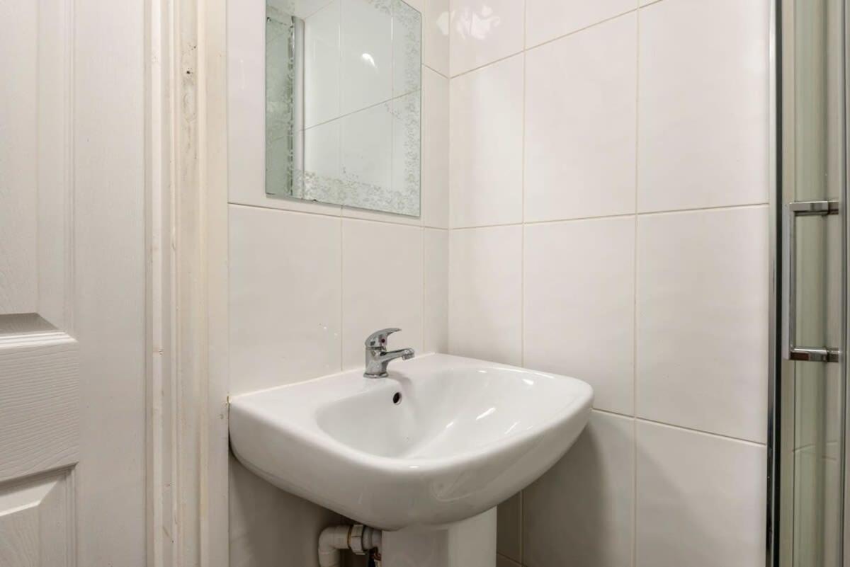 Modern & Bright Budget Studio In Central Doncaster Lägenhet Exteriör bild