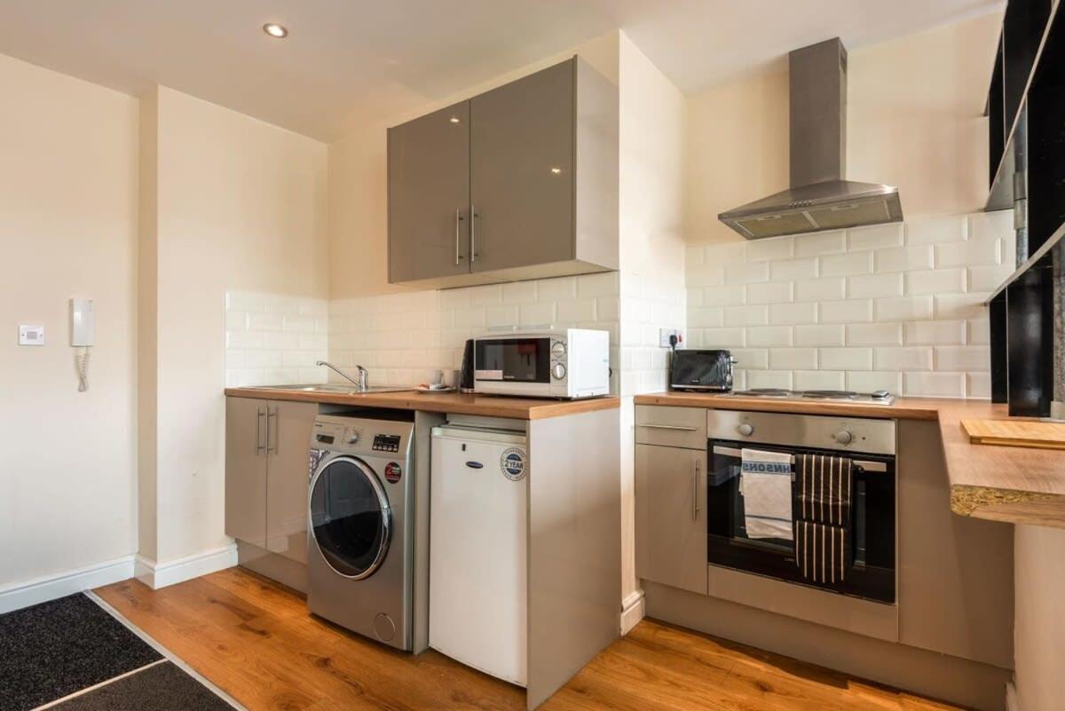 Modern & Bright Budget Studio In Central Doncaster Lägenhet Exteriör bild