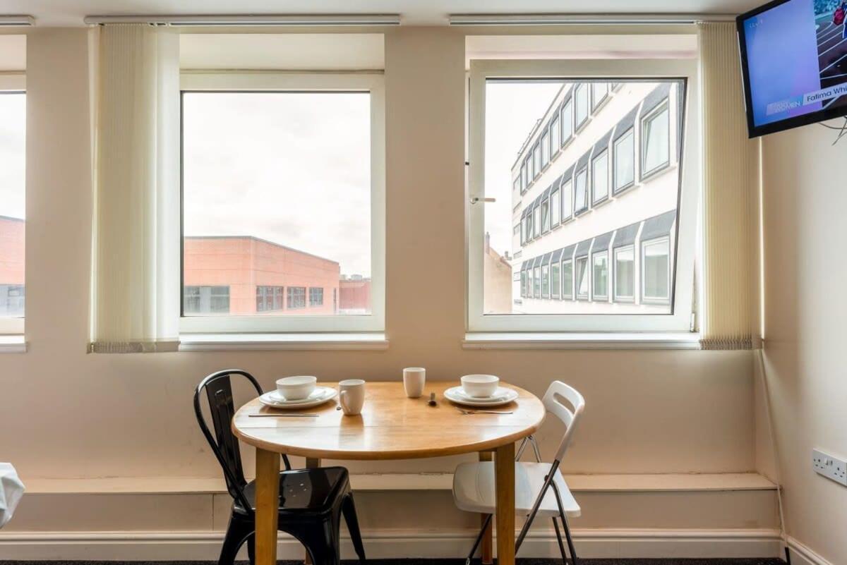 Modern & Bright Budget Studio In Central Doncaster Lägenhet Exteriör bild